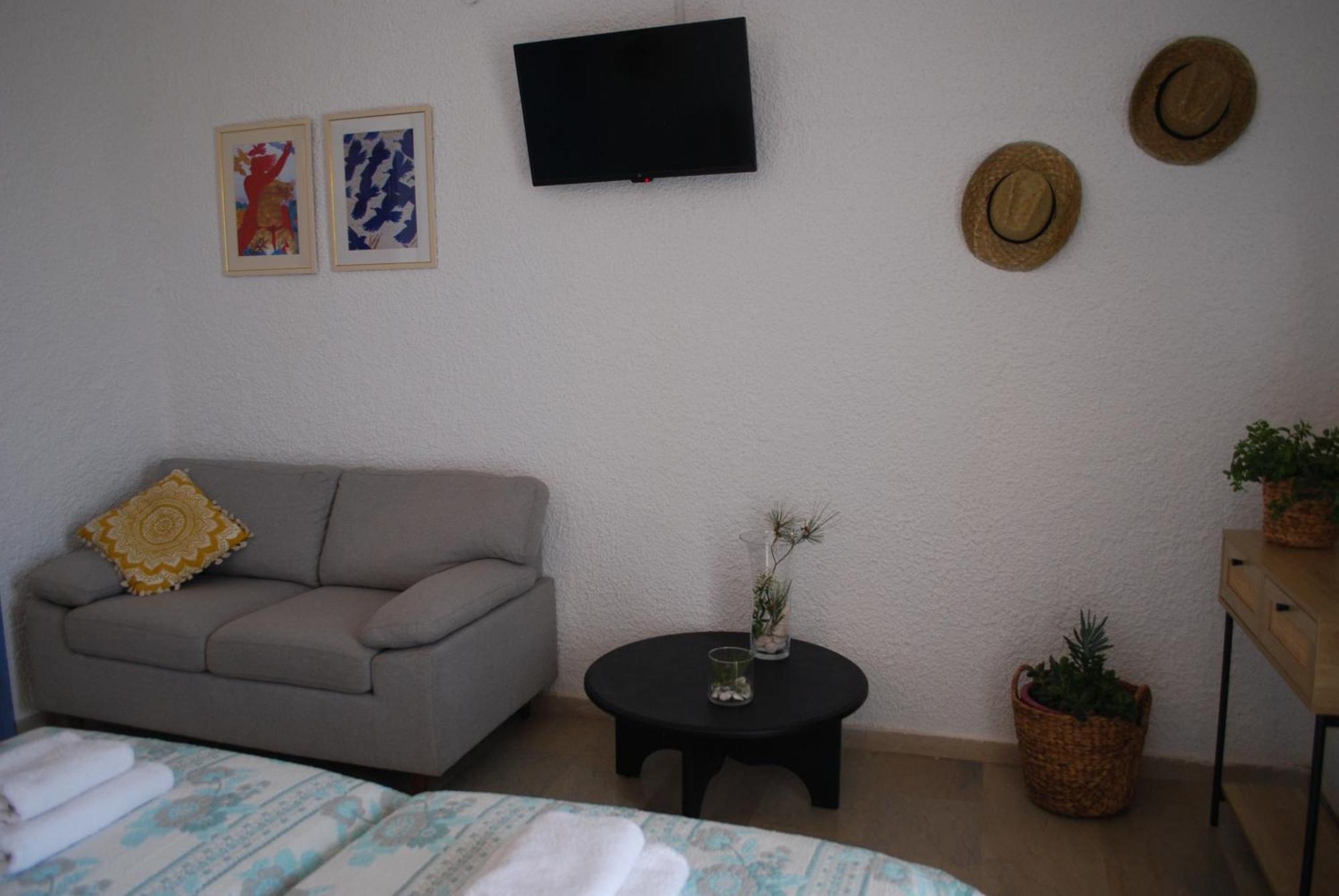 Vana Studios Agia Marina  Esterno foto