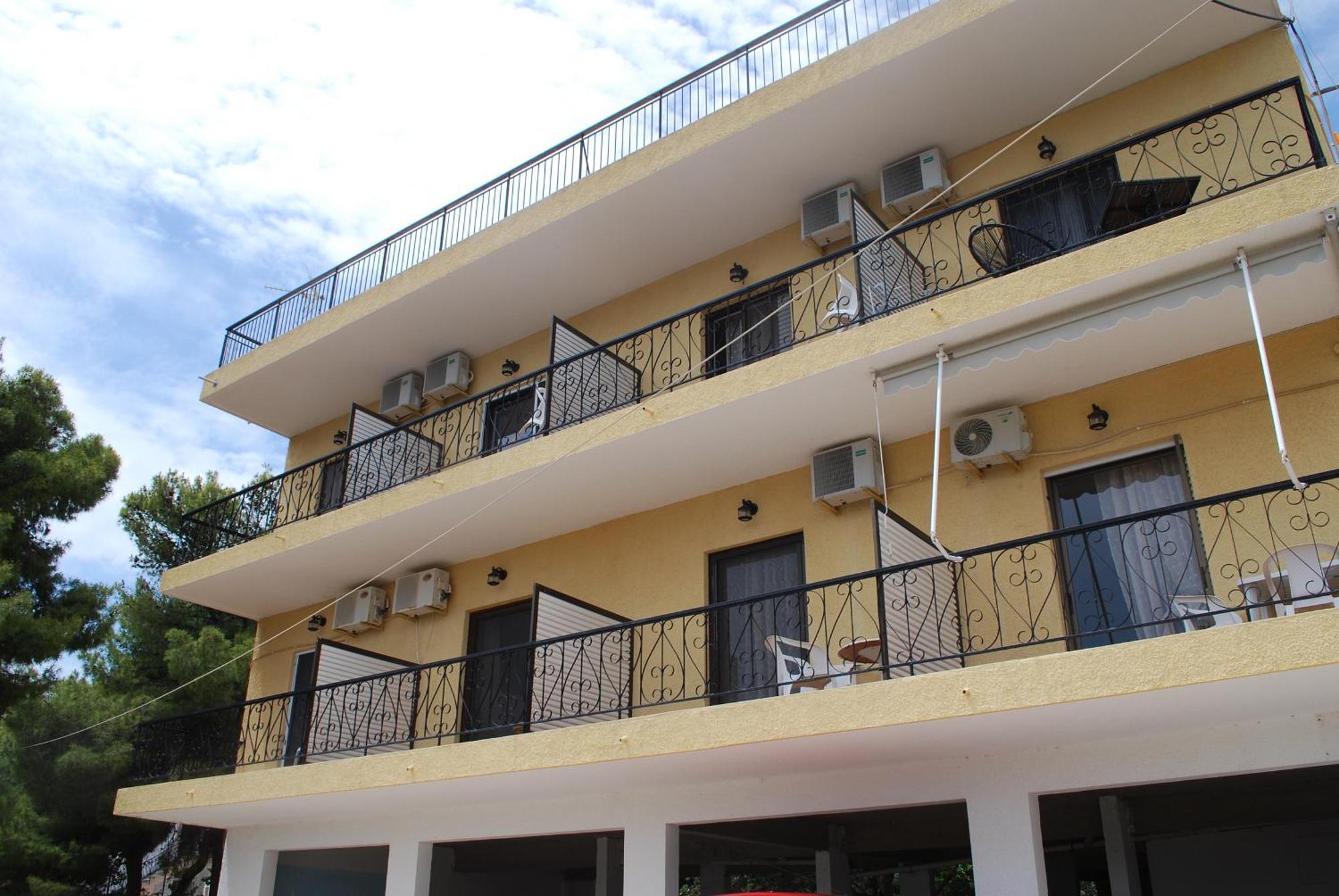 Vana Studios Agia Marina  Esterno foto