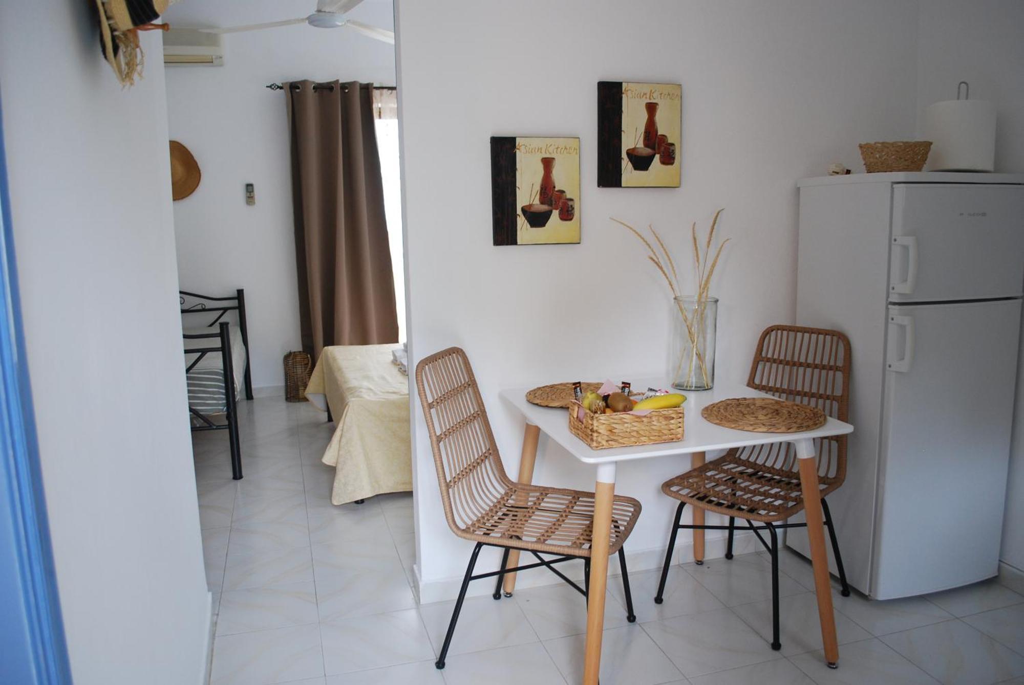 Vana Studios Agia Marina  Esterno foto